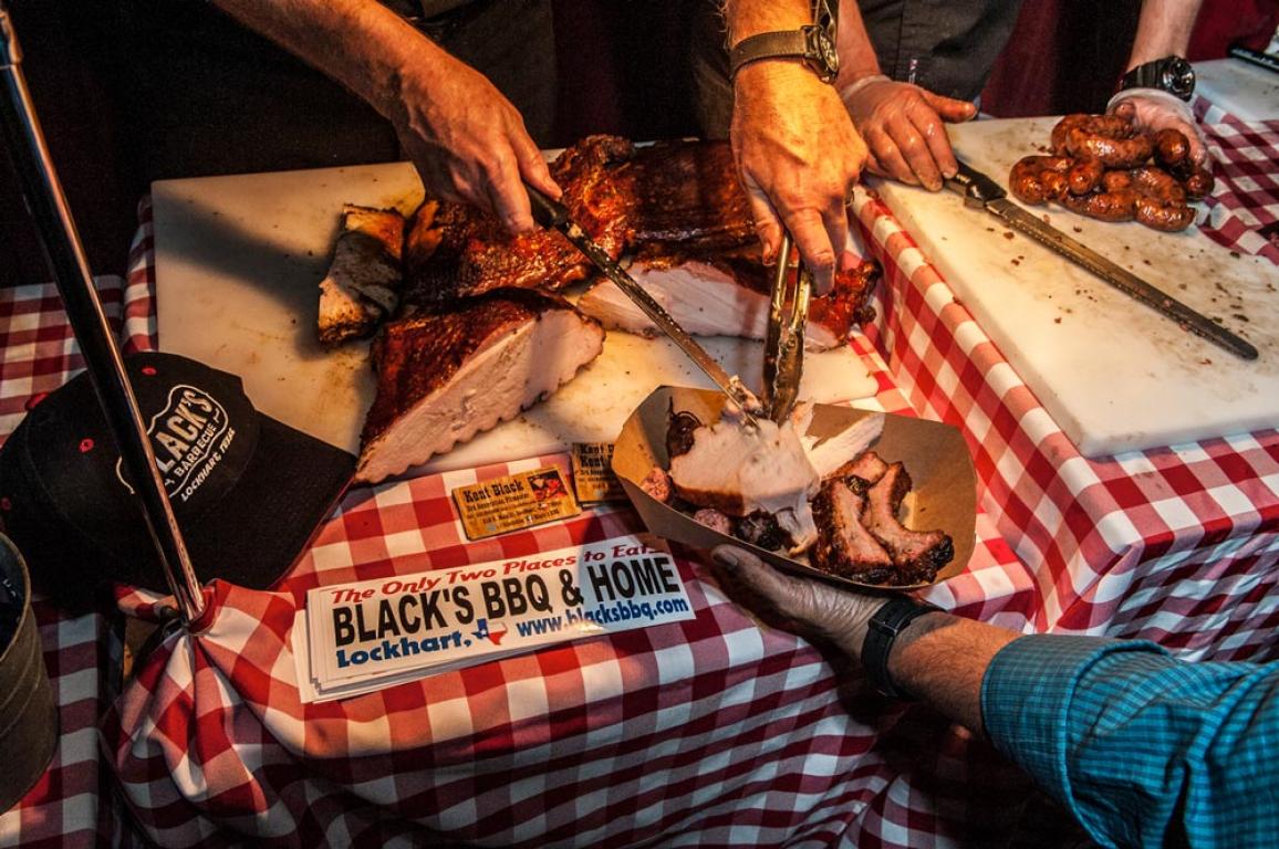 Experience Mouth-Watering BBQ near Austin, TX | Blacks BBQ